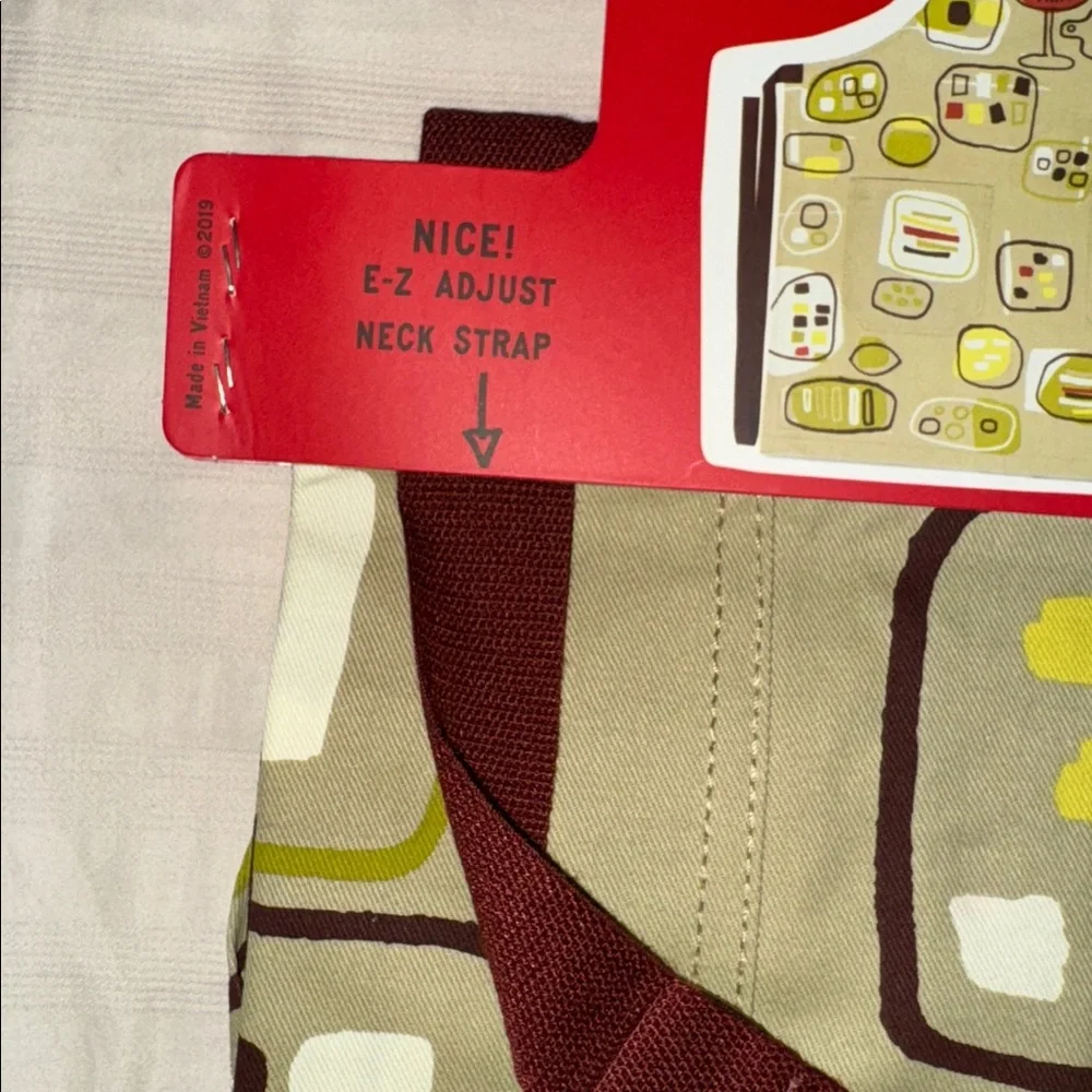 Blue Q “Cooking makes me so thirsty” New With Tags apron